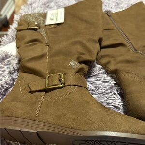 Cliffs by WHITE MOUNTAIN Tan Winter Boots with Buckle